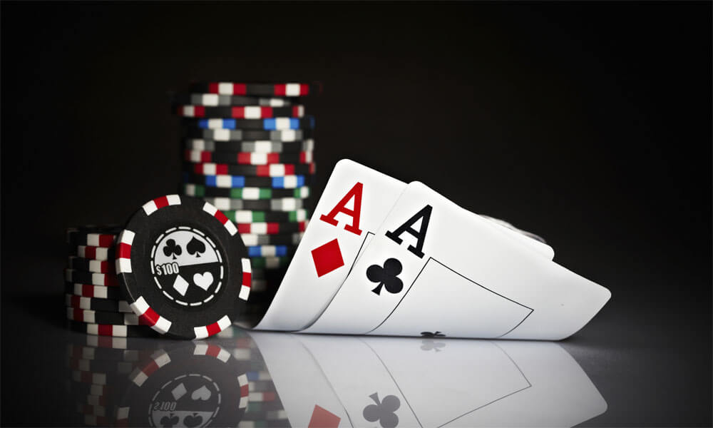 Học cách chơi poker online